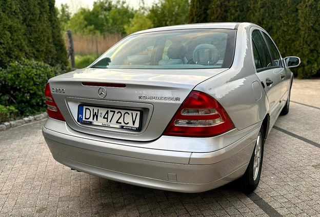Mercedes-Benz Klasa C cena 13900 przebieg: 159000, rok produkcji 2001 z Wrocław małe 277